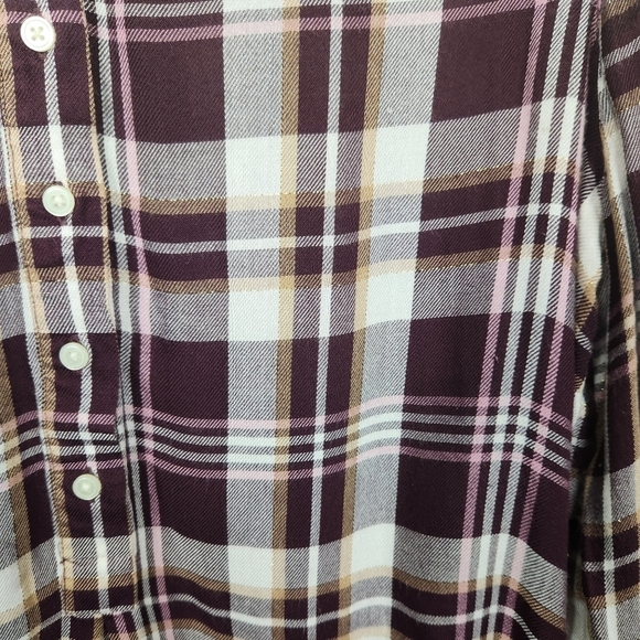 LOFT The Softened Plaid Half Button Gold Shimmer Burgundy Shirt Size Medium - Picture 7 of 9